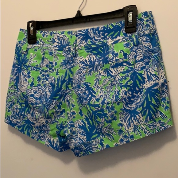 Lilly Pulitzer Walsh Shorts size 00 - Picture 4 of 7